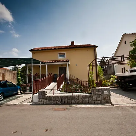 Apartments Topic & Krk Central Location Krk Town Kültér fotó